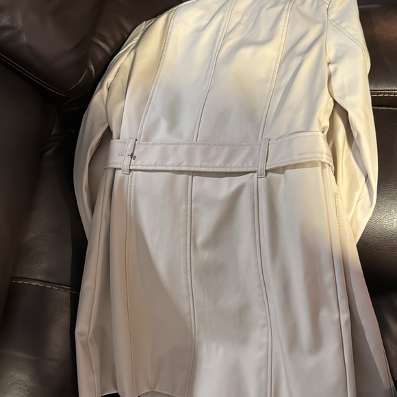 Women’s Kenneth Cole Reaction Trench Coat - Small - Picture 7 of 7